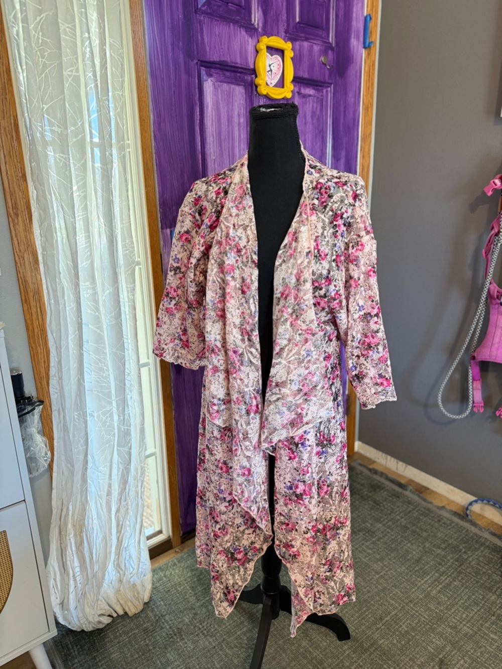 LuLaRoe Pink Floral lace Shirley kimono coverup